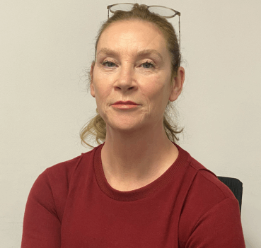 Lesley Hampton